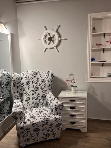 Sabbia Calda 7 Apartment Perissa  Bagian luar foto