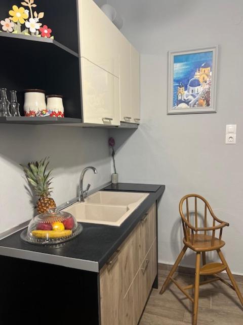 Sabbia Calda 7 Apartment Perissa  Bagian luar foto