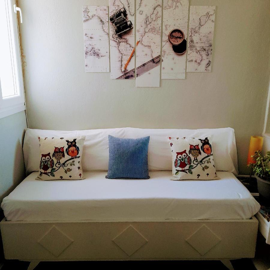 Sabbia Calda 7 Apartment Perissa  Bagian luar foto