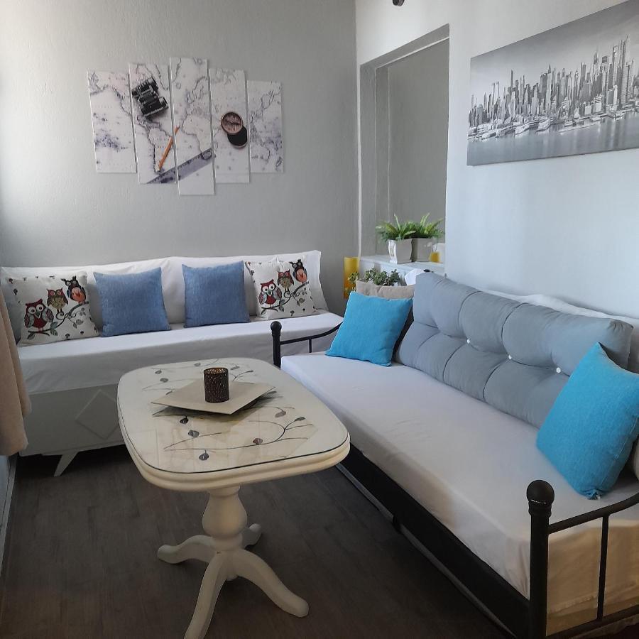 Sabbia Calda 7 Apartment Perissa  Bagian luar foto
